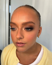 Load image into Gallery viewer, FL-M - The Dramatic One