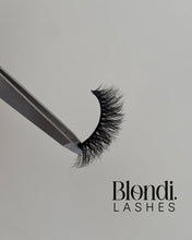 Load image into Gallery viewer, Mol